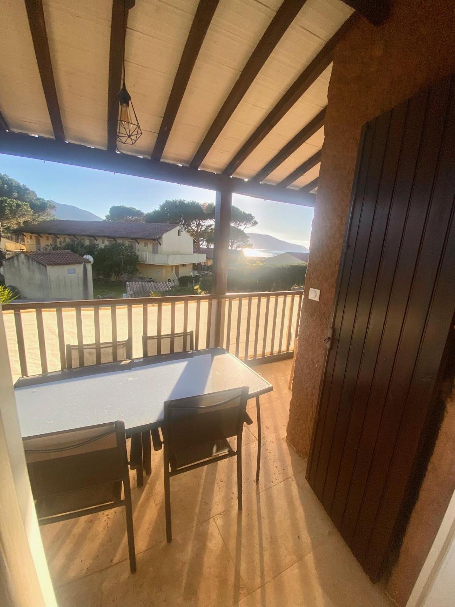 Tres Bel Appartement Les Pieds Dans L'Eau Appietto Exterior foto